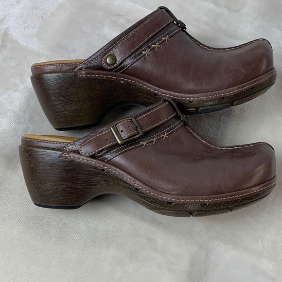 Clarks Dark Brown Leather Mules - Picture 7 of 14